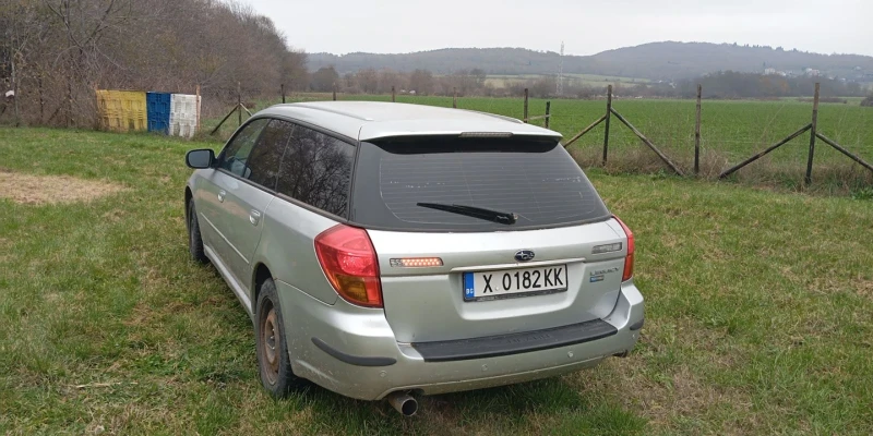 Subaru Legacy 2.0Gl, снимка 5 - Автомобили и джипове - 52878674