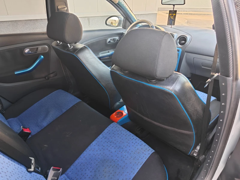 Seat Ibiza, снимка 11 - Автомобили и джипове - 52891252