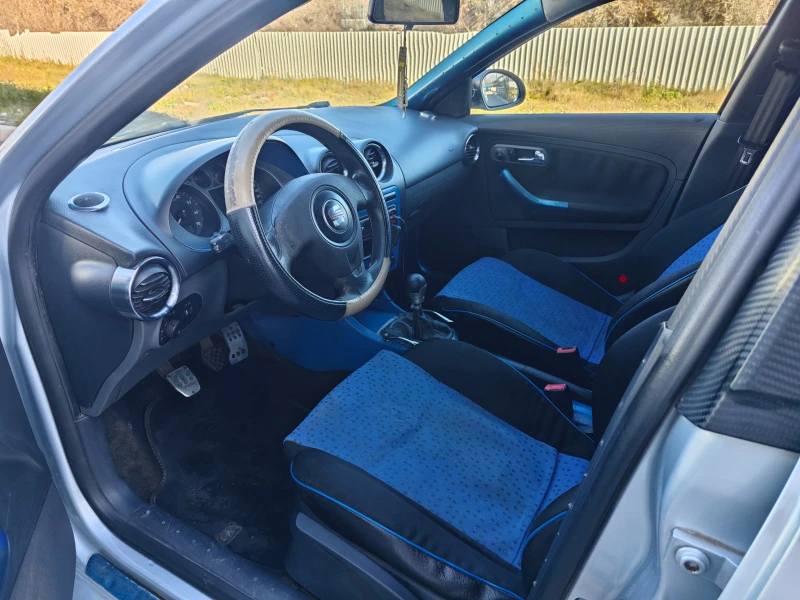 Seat Ibiza, снимка 10 - Автомобили и джипове - 52891252