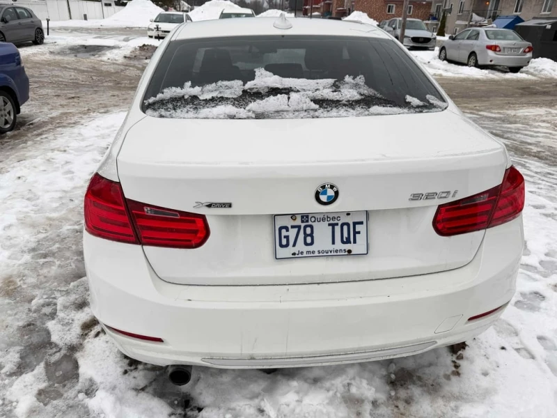 BMW 320 * 320i xDrive * CARFAX * БЕЗ ПЪРВОНАЧАЛНА ВНОСКА, снимка 4 - Автомобили и джипове - 53073473