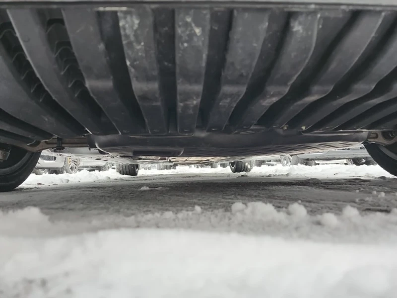 Mercedes-Benz C 43 AMG FACE / DISTRONIC / 360 / CARFAX, снимка 16 - Автомобили и джипове - 53249290