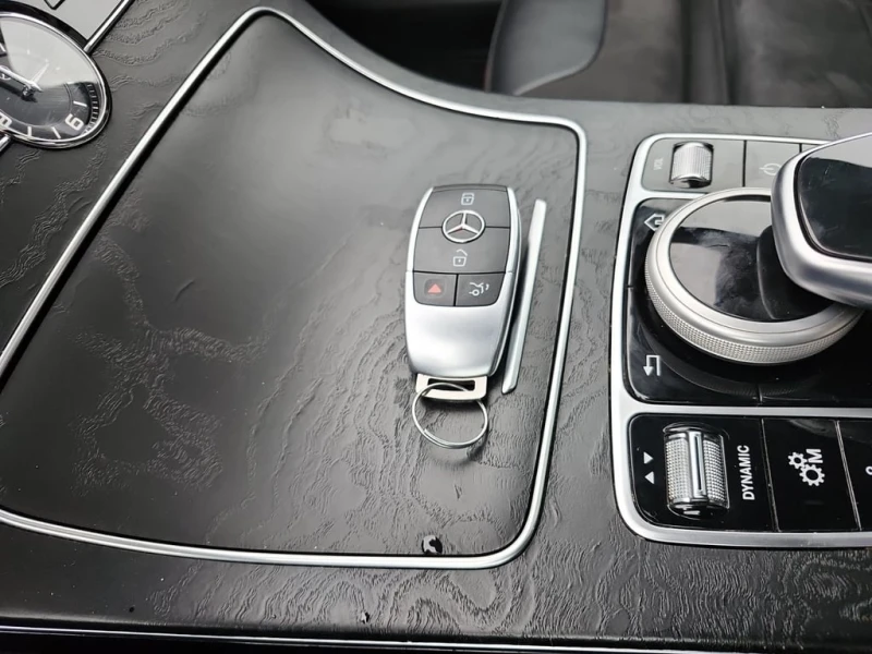 Mercedes-Benz C 43 AMG FACE / DISTRONIC / 360 / CARFAX, снимка 8 - Автомобили и джипове - 53249290