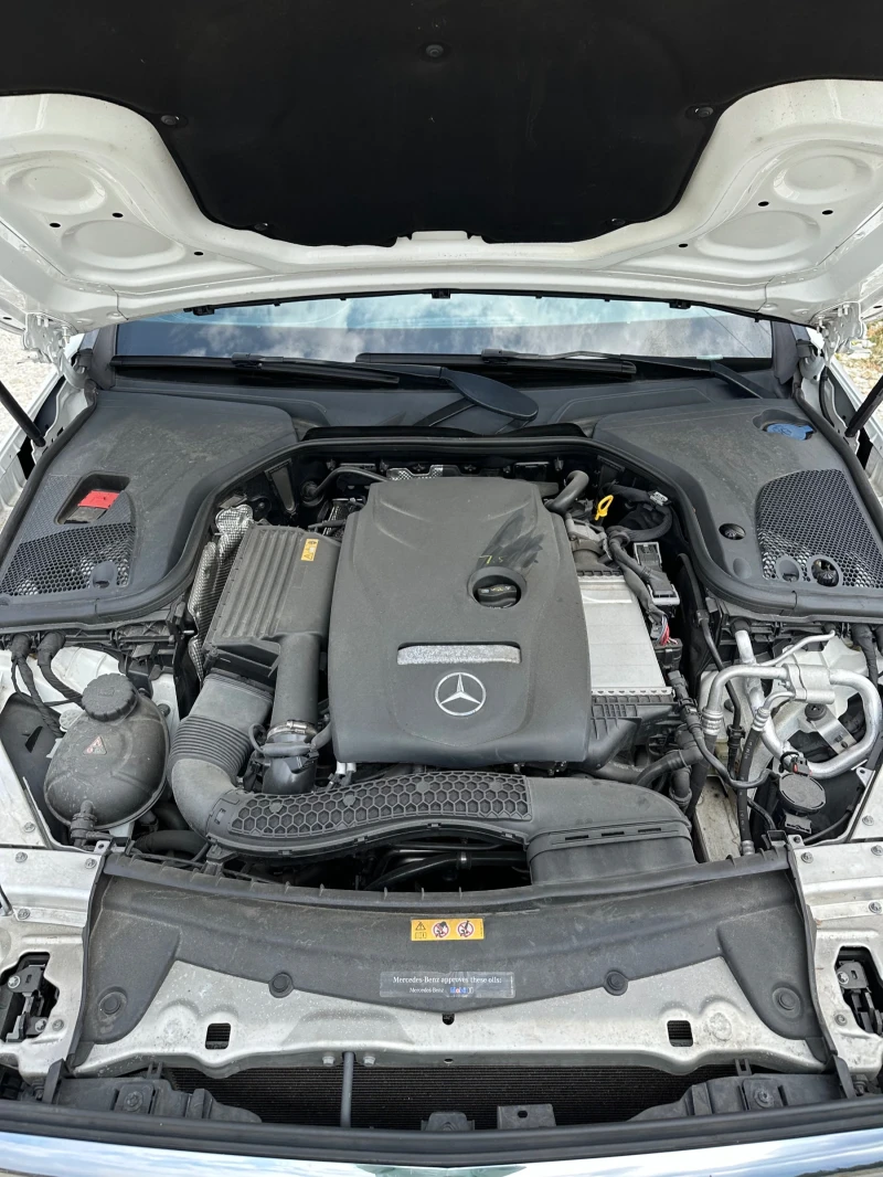 Mercedes-Benz E 300 Уникат. Всичко оригинално. От първи собственик. , снимка 10 - Автомобили и джипове - 53478170