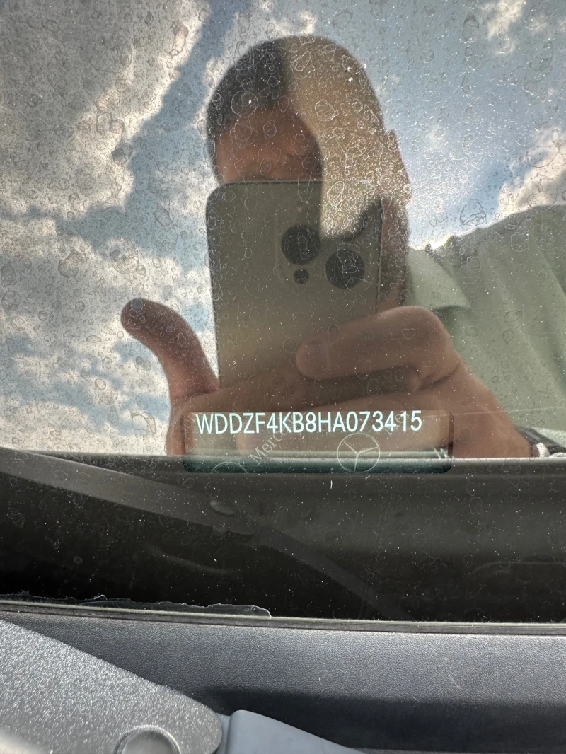 Mercedes-Benz E 300 Уникат. Всичко оригинално. От първи собственик. , снимка 14 - Автомобили и джипове - 53478170