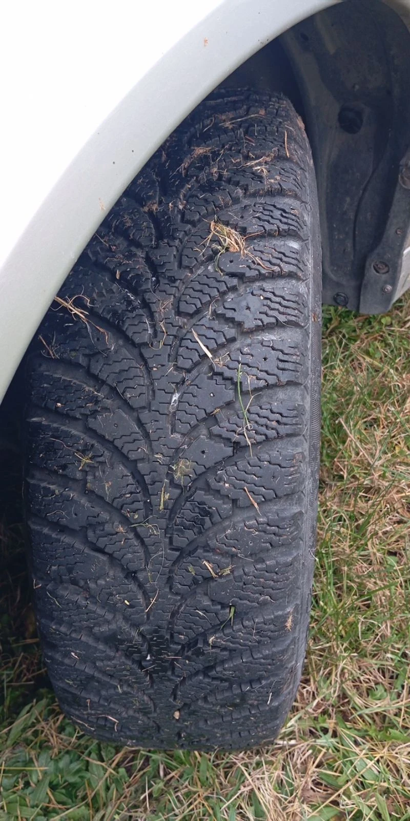 Subaru Legacy 2.0Gl, снимка 8 - Автомобили и джипове - 52878674