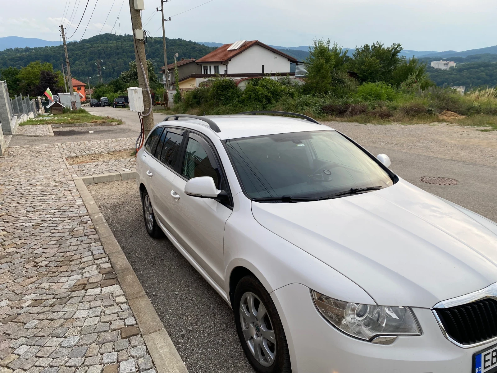 Skoda Superb 2.0 TDI Автоматик - изображение 5