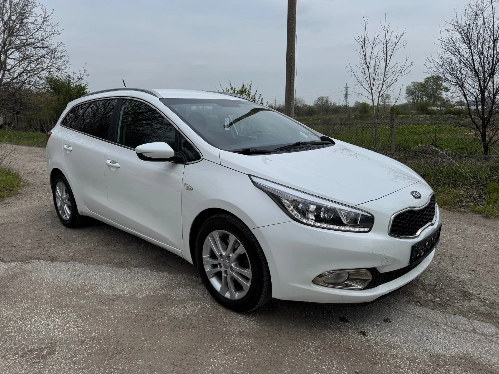 Kia Ceed 1.6D.NAVI.LED.2-ключа.Италия.Без ръжди.251х.км - изображение 3
