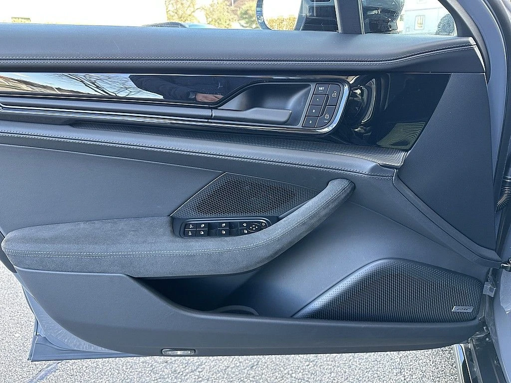 Porsche Panamera GTS/FACELIFT/CARBON/SPORT DESIGN/BOSE/PANO/MATRIX/ - изображение 7