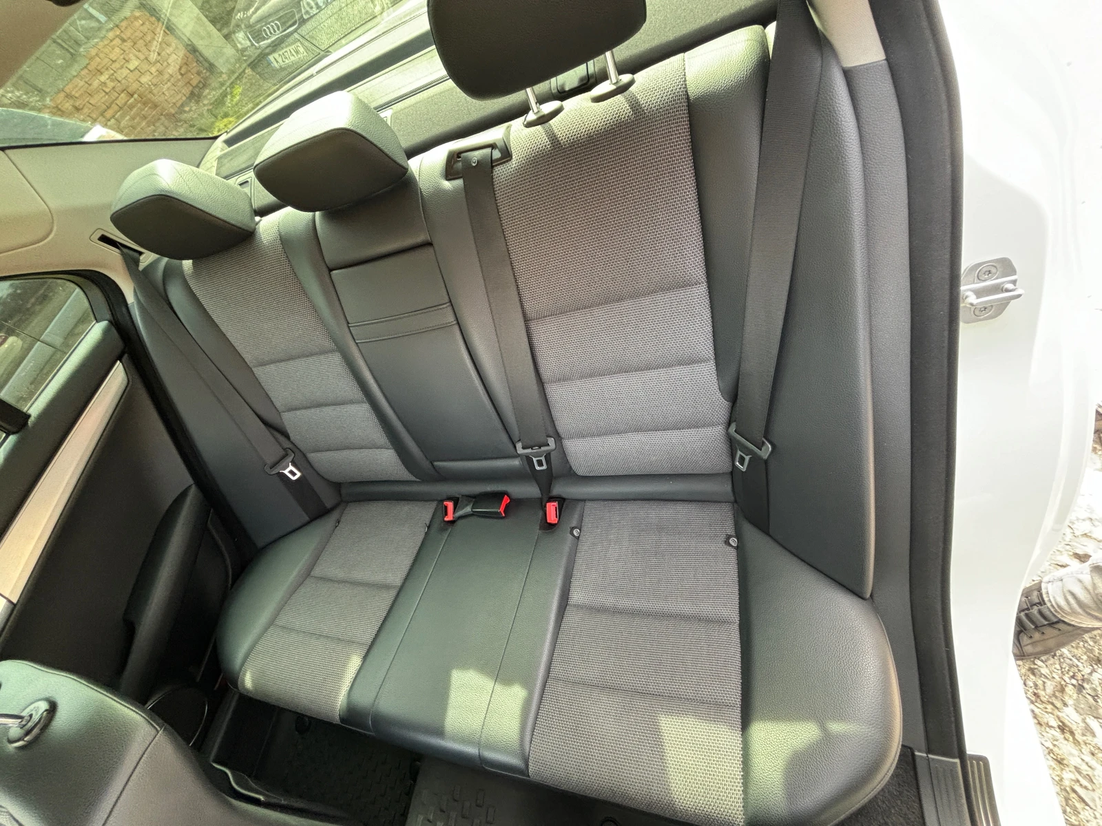 Mercedes-Benz C 180 Mercedes-Benz C 180 Avantgarde-Facelift-7G Tronic- - изображение 10