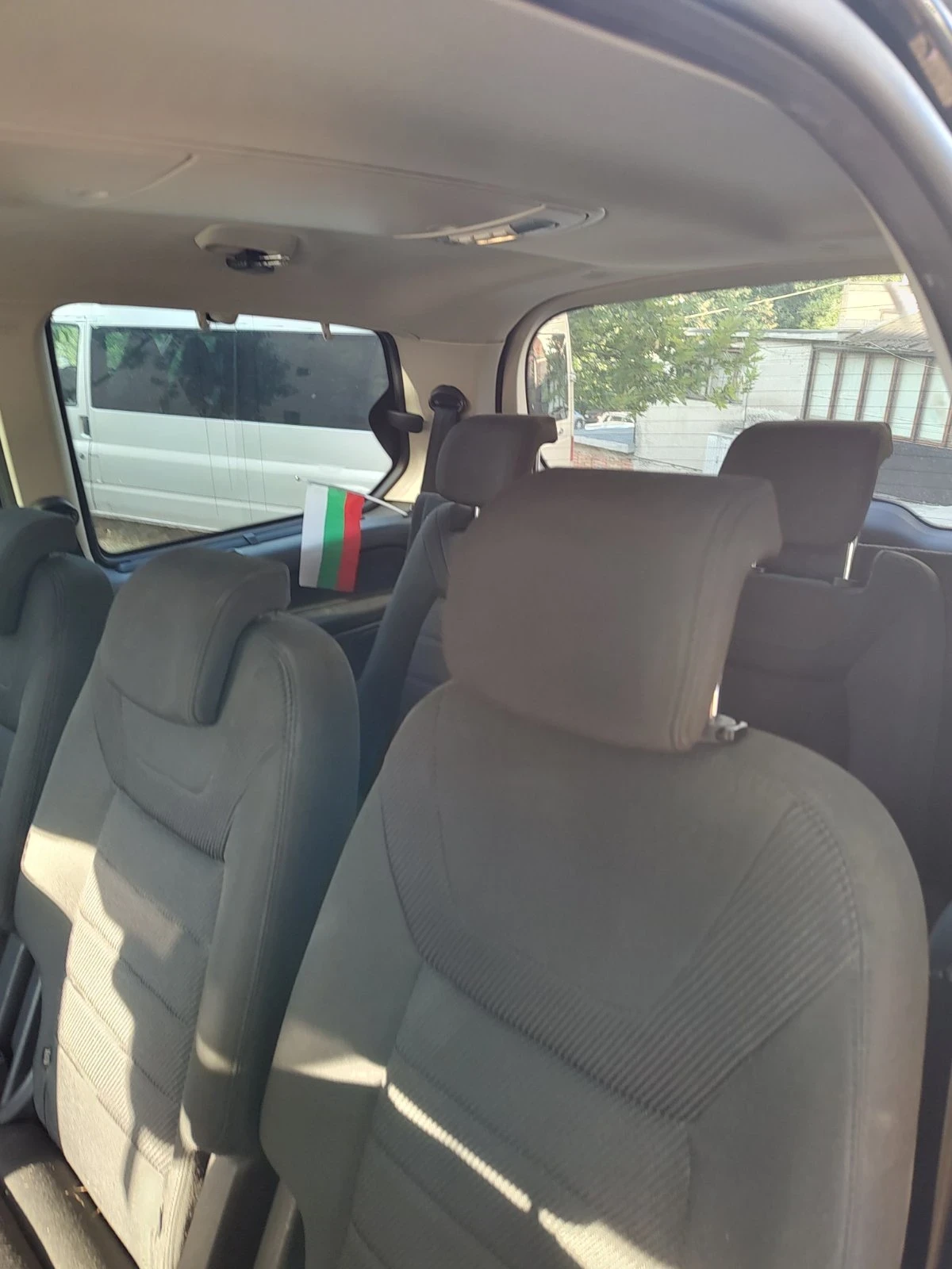 Ford Galaxy  - изображение 7