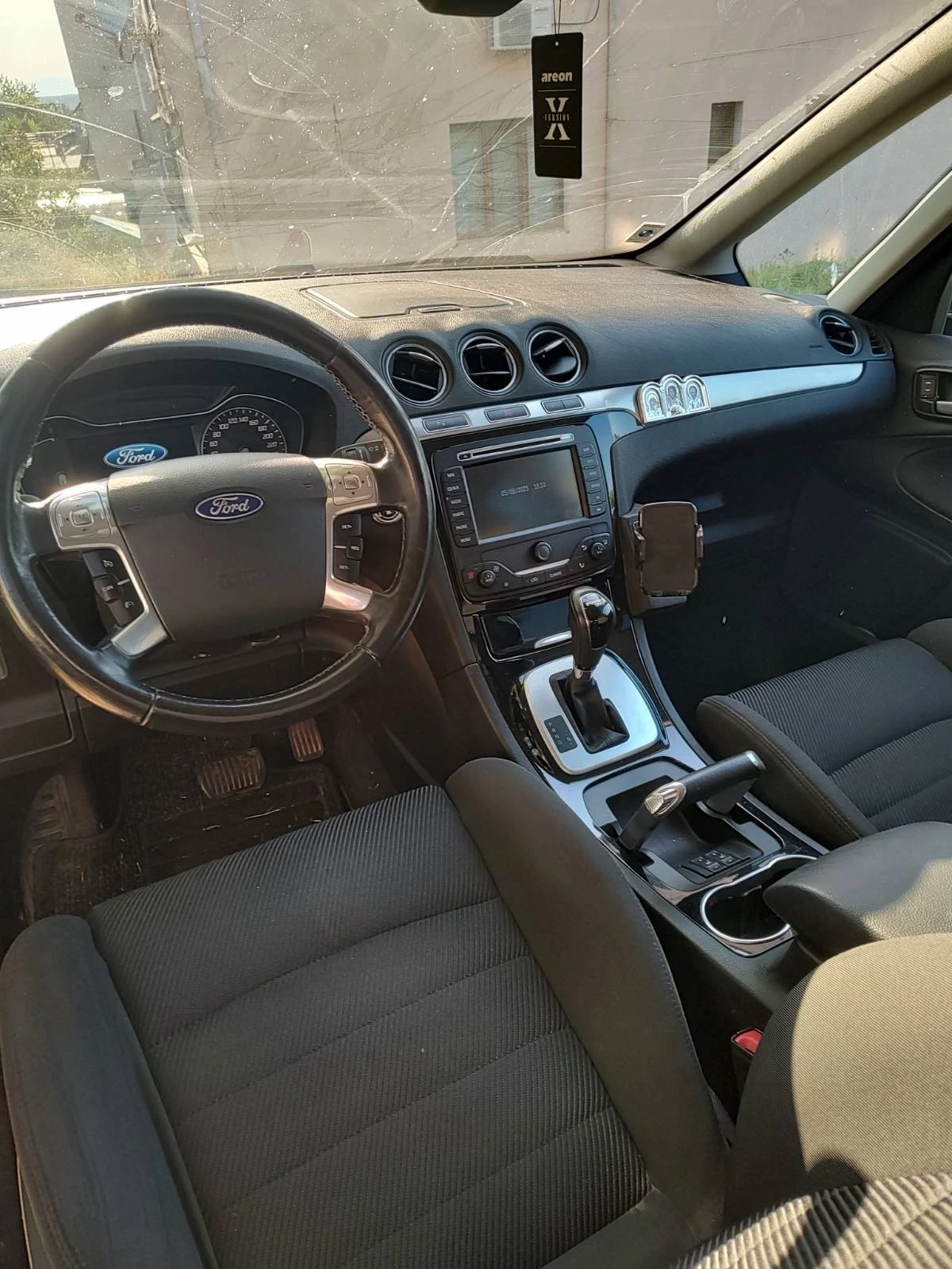 Ford Galaxy  - изображение 8