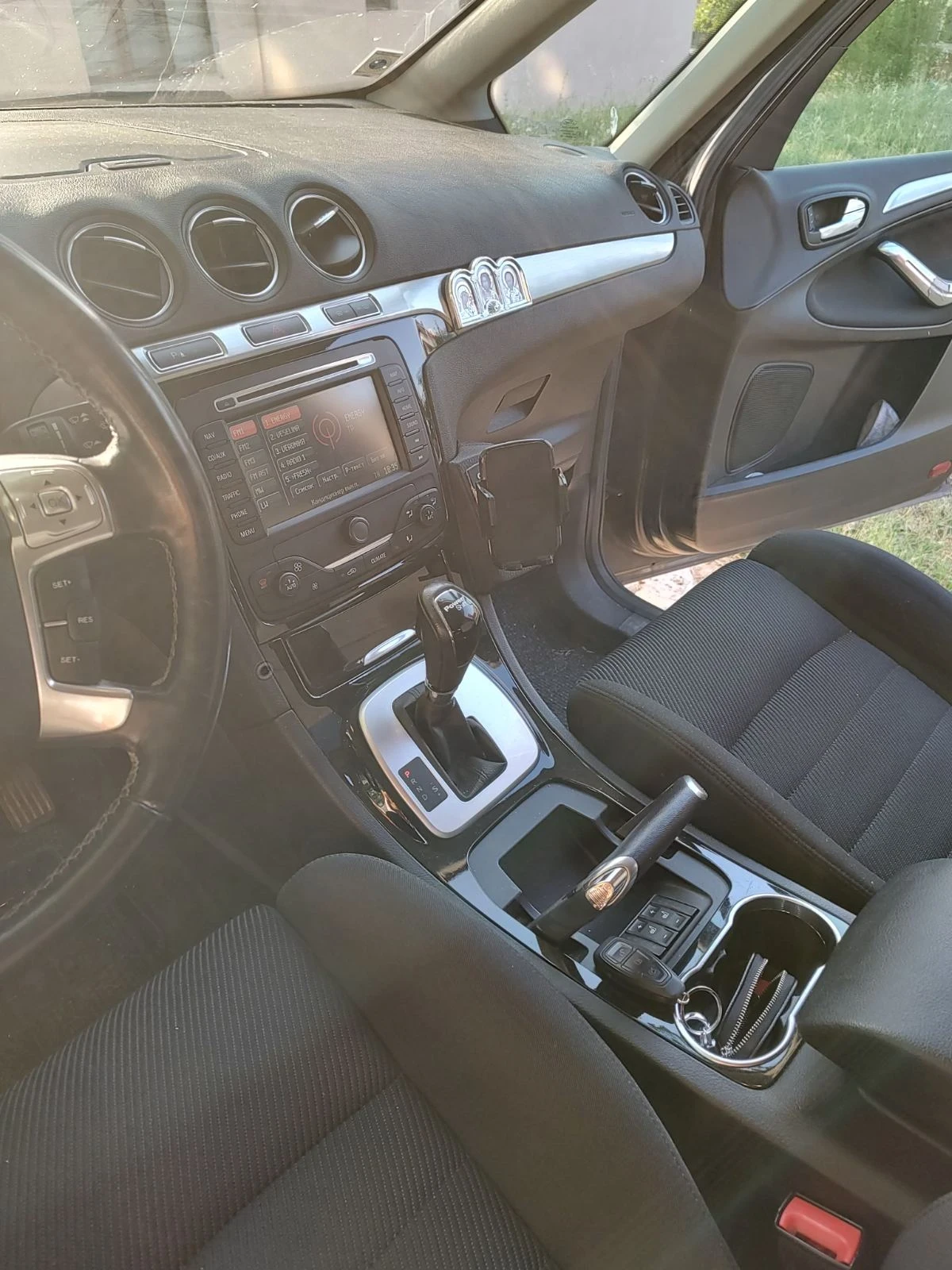 Ford Galaxy  - изображение 10