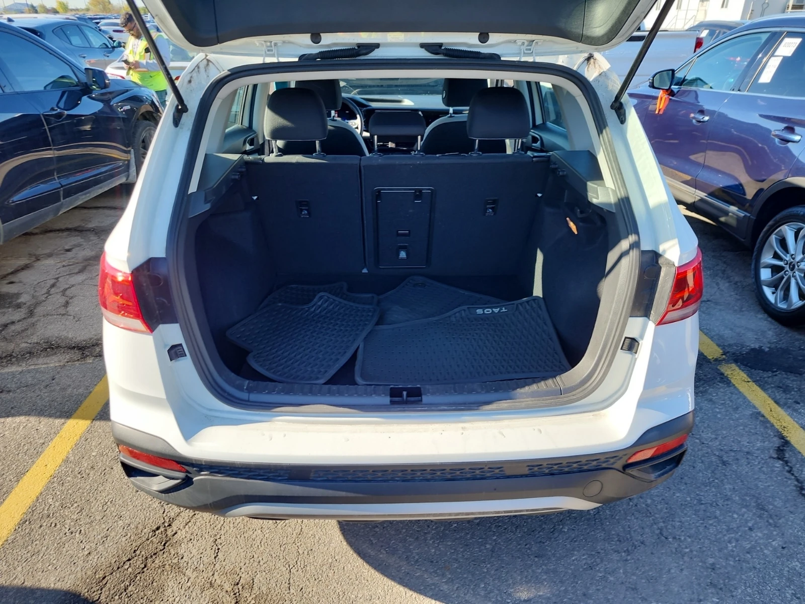 VW Taigo * CARFAX * БЕЗ ПЪРВОНАЧАЛНА ВНОСКА - изображение 10