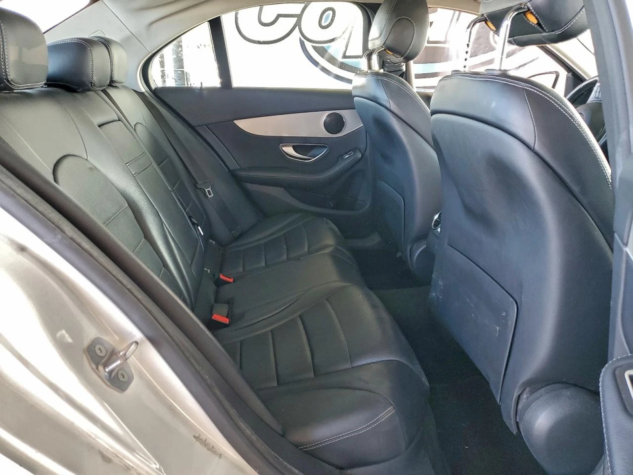 Mercedes-Benz C 300  - изображение 10