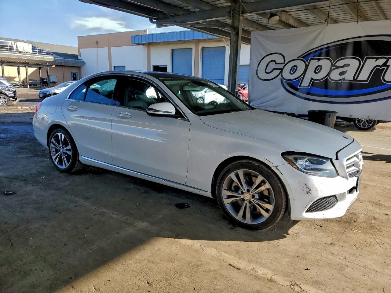 Mercedes-Benz C 300  - изображение 3