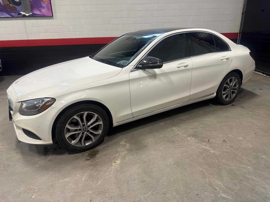 Mercedes-Benz C 300 CARFAX - изображение 2