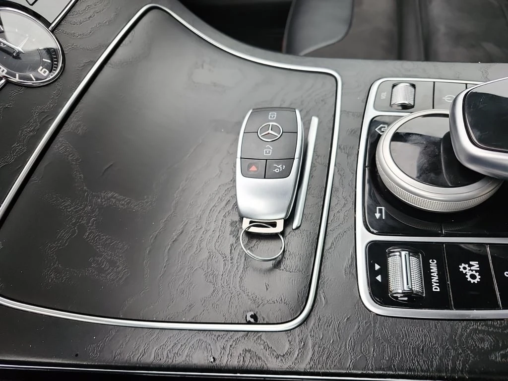 Mercedes-Benz C 43 AMG FACE / DISTRONIC / 360 / CARFAX - изображение 8