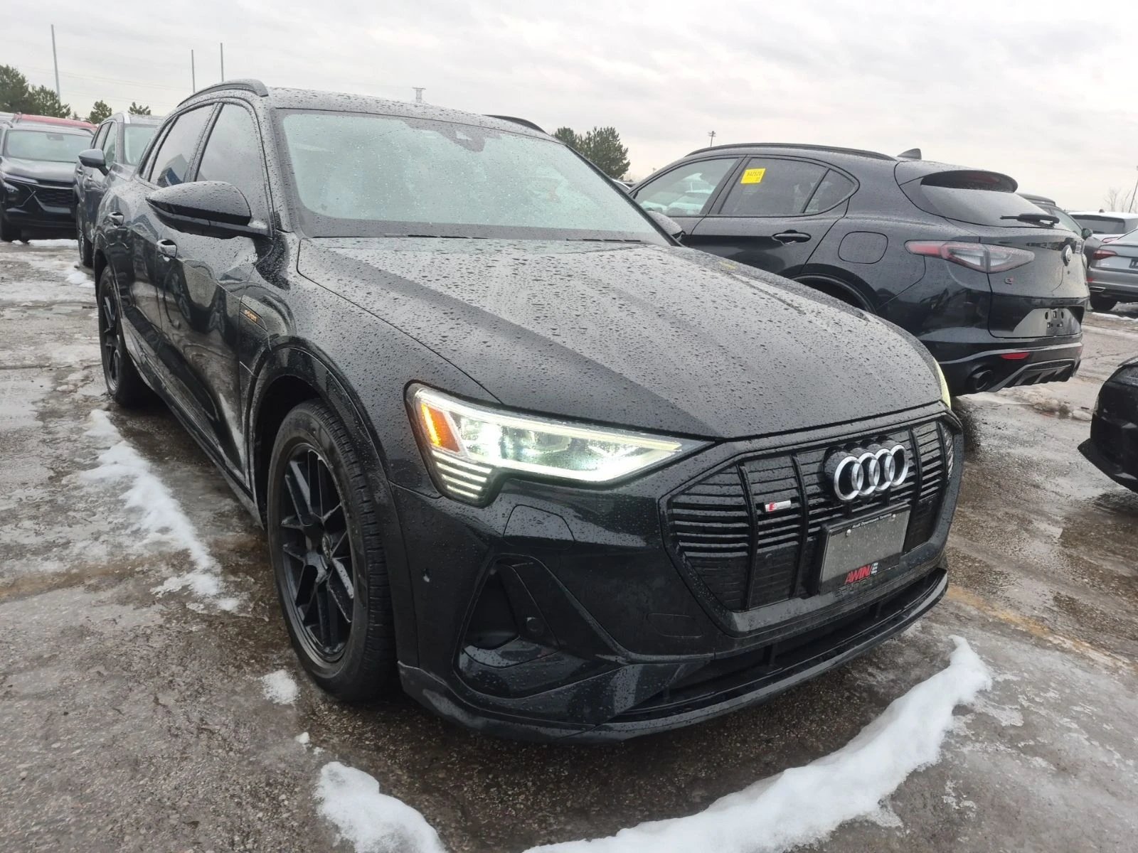 Audi E-Tron S Line/TECHNIK/Driver assistance/Cooled/2set tirеs - изображение 2