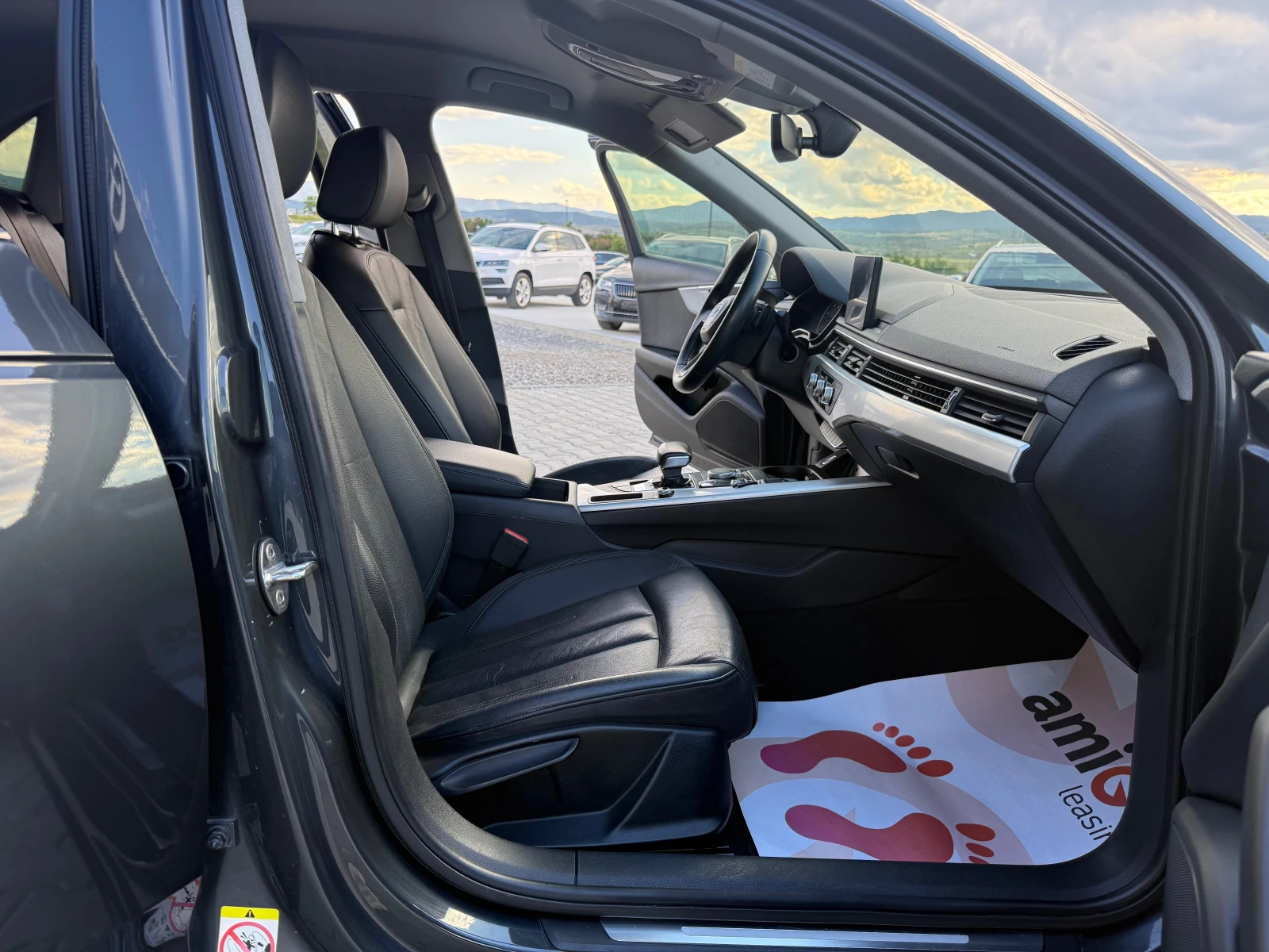Audi A4 2.0TDI RS4 Собствен лизинг !!!, снимка 12 - Автомобили и джипове - 54068294