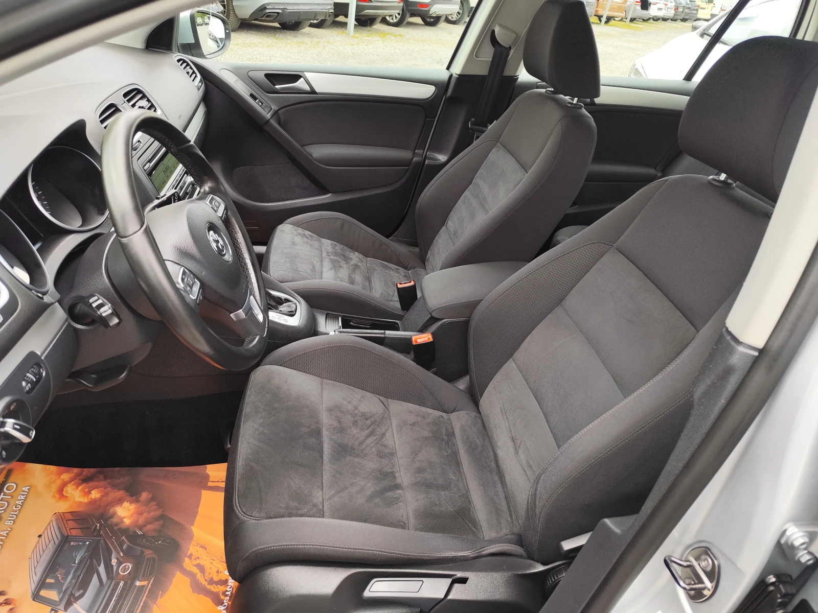 VW Golf 1.6TDi* KLIMA* EBPO 5A* * , снимка 7 - Автомобили и джипове - 54379544