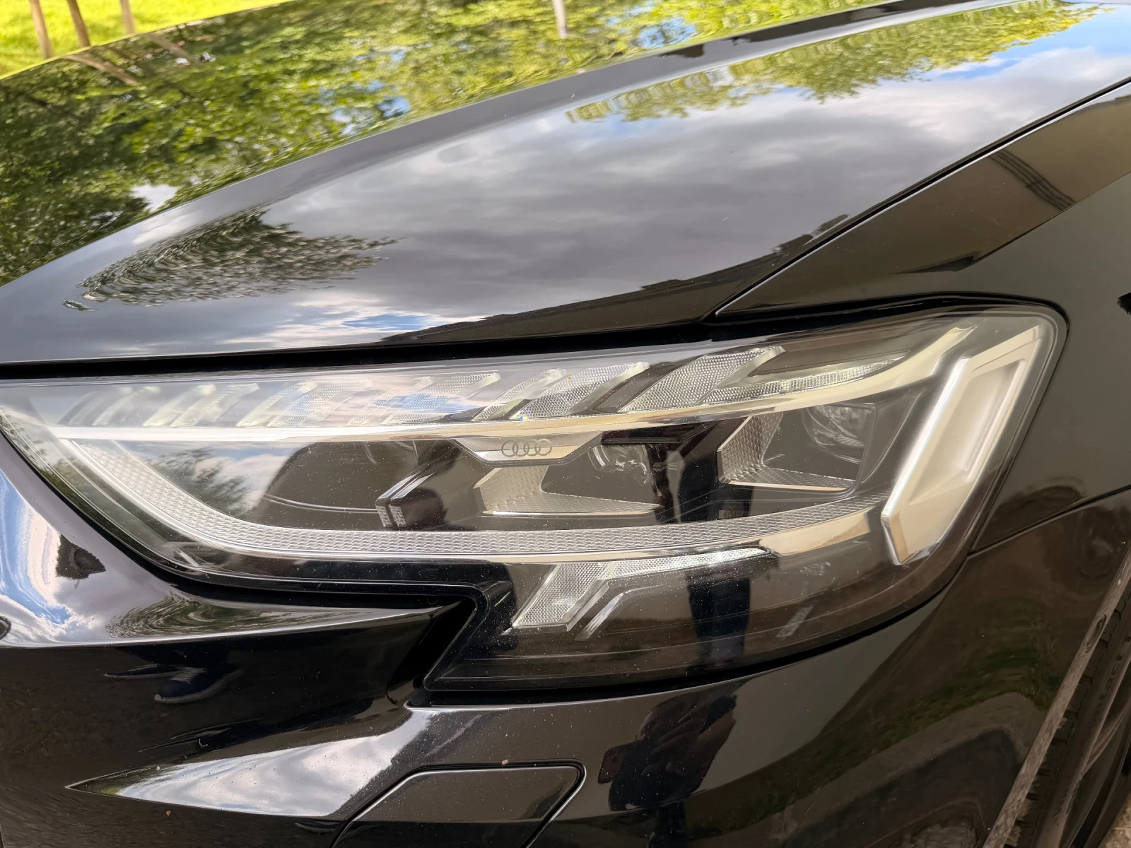 Audi S8 FACE / CARBON / B&O, снимка 16 - Автомобили и джипове - 54627155
