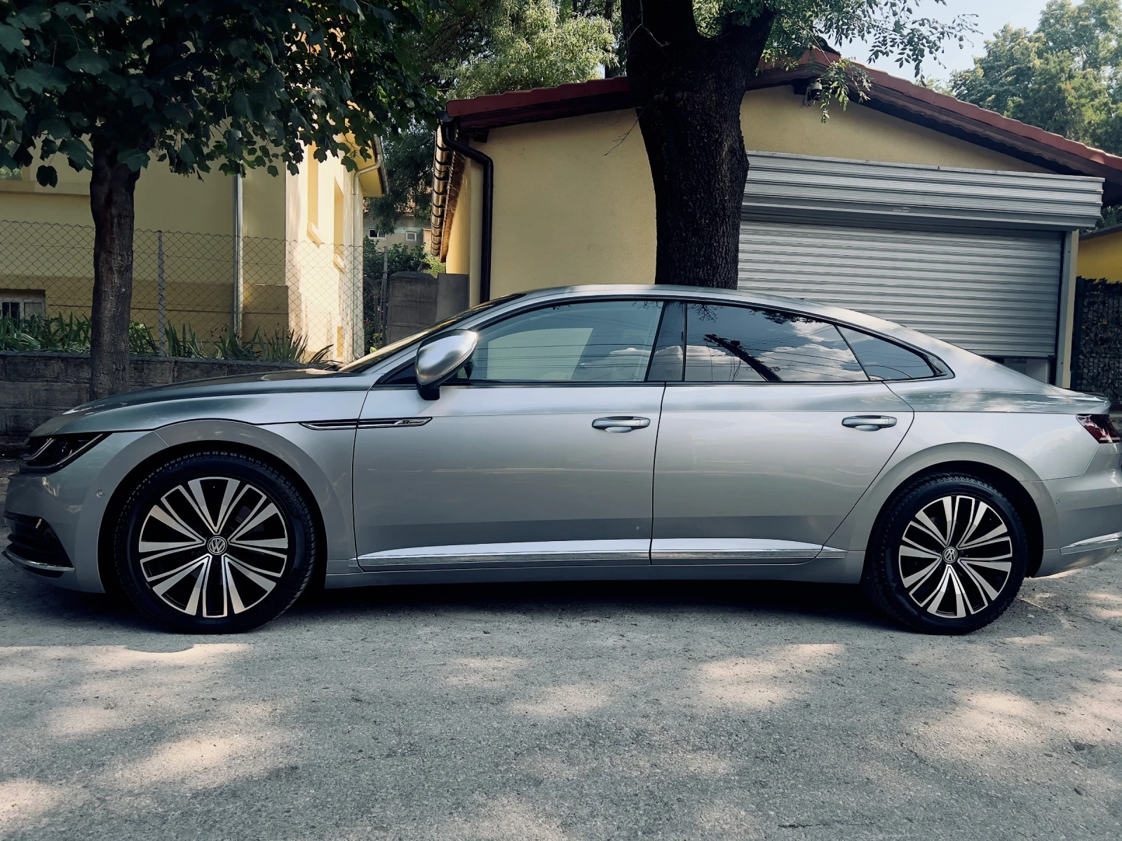 VW Arteon 2.0TDi, снимка 9 - Автомобили и джипове - 55438348