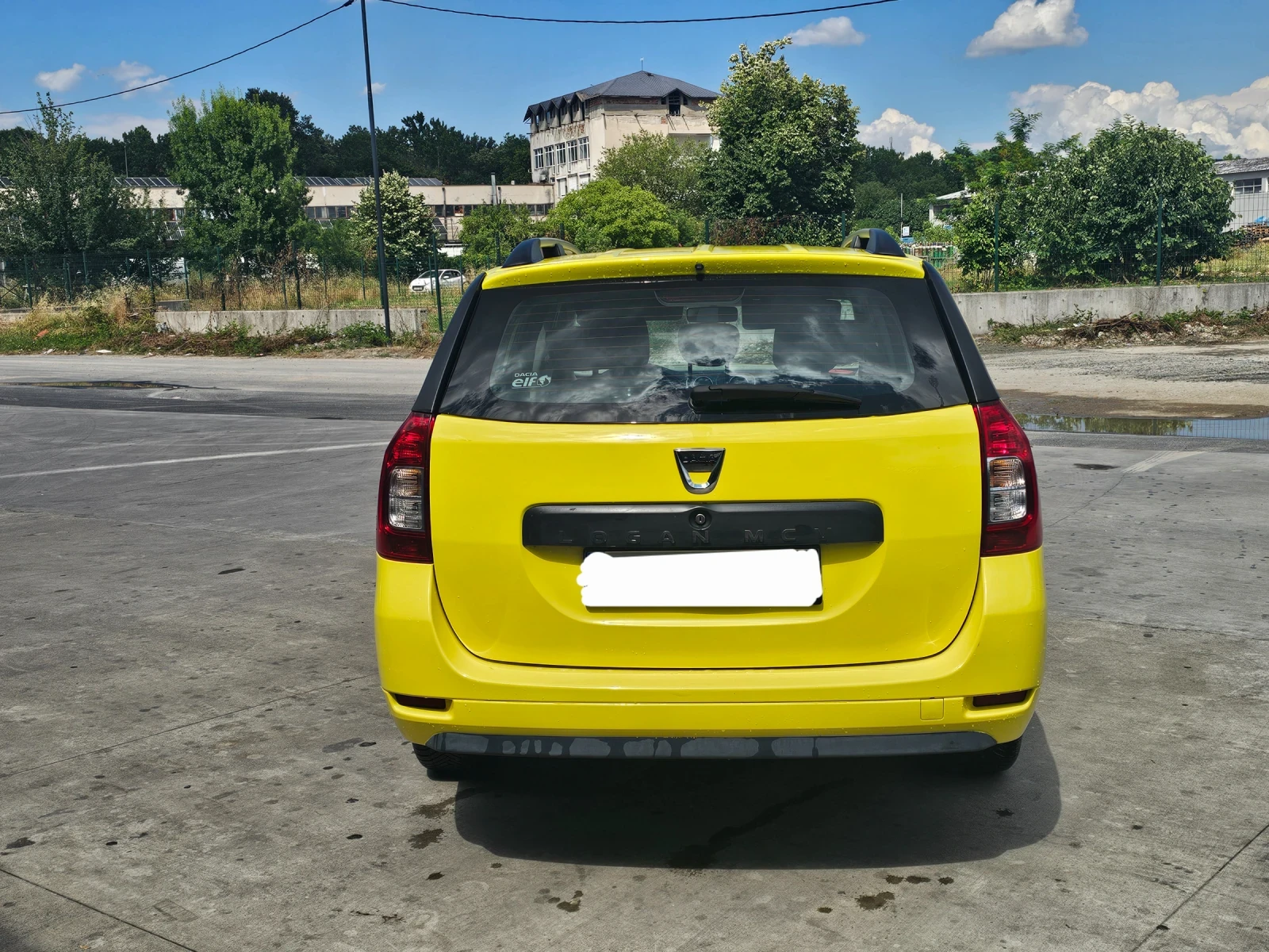 Dacia Logan 1.2 кубика, 4 цилиндъра, Face, снимка 2 - Автомобили и джипове - 55493182