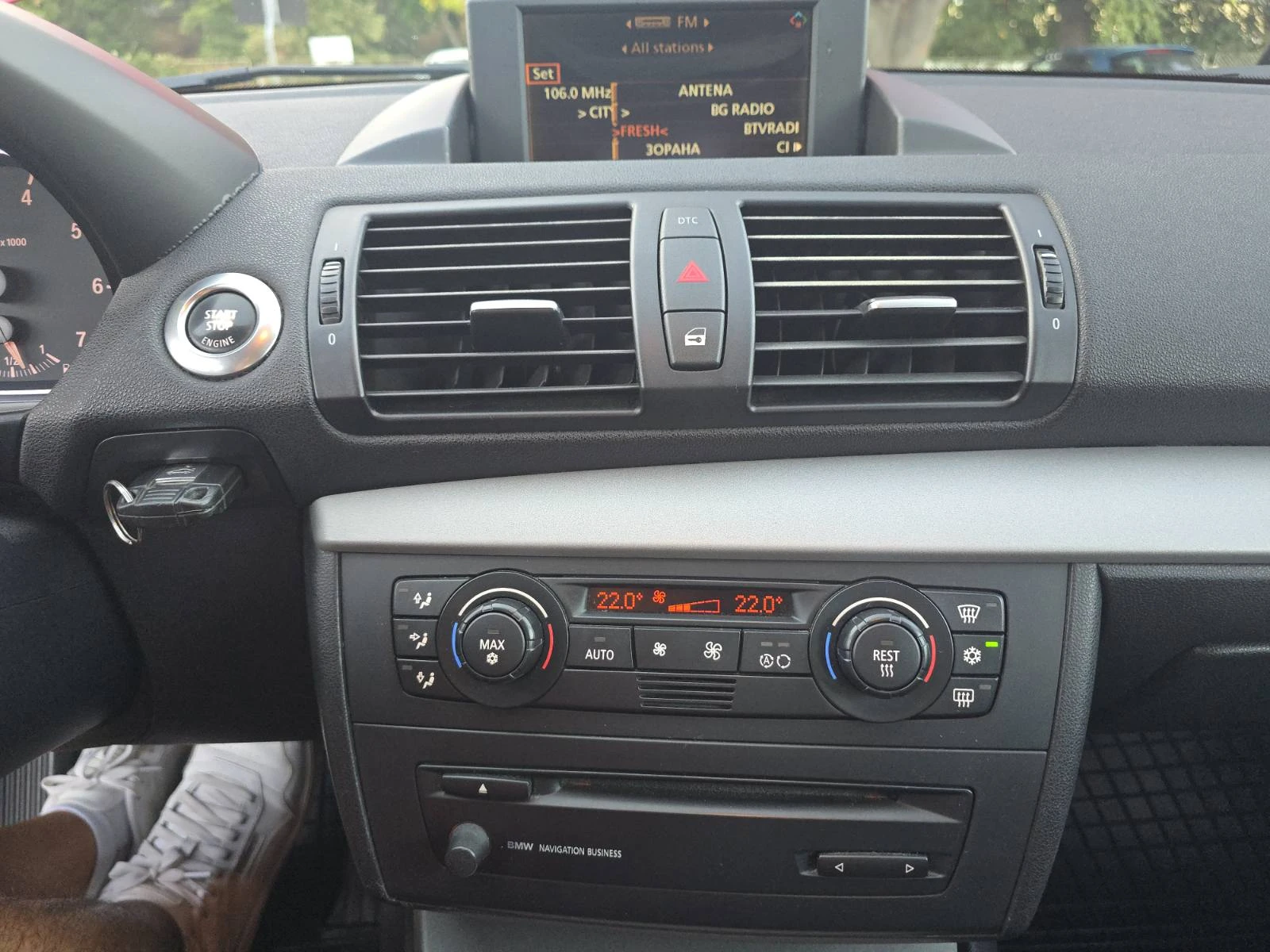 BMW 116, снимка 7 - Автомобили и джипове - 55999235