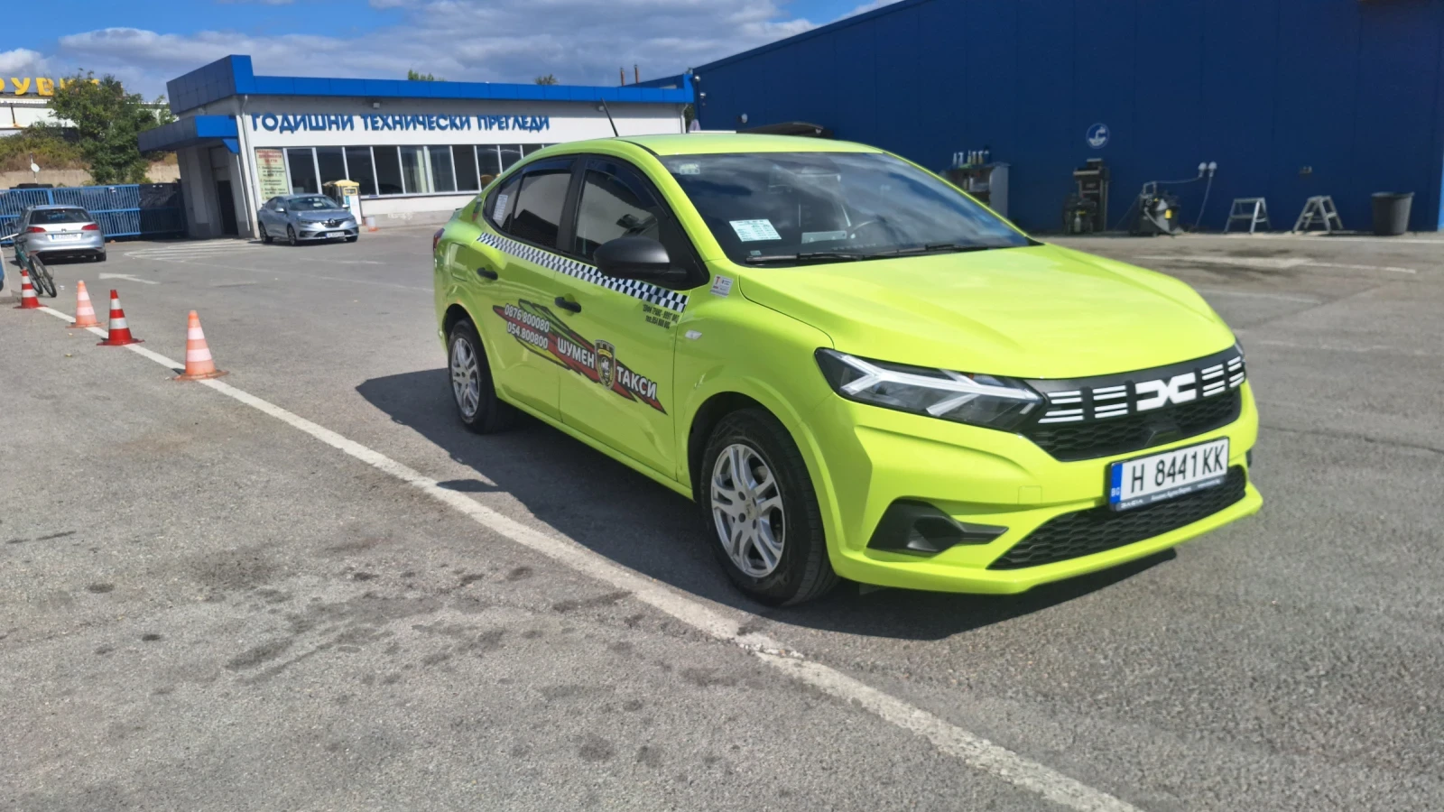 Dacia Logan, снимка 3 - Автомобили и джипове - 56073753