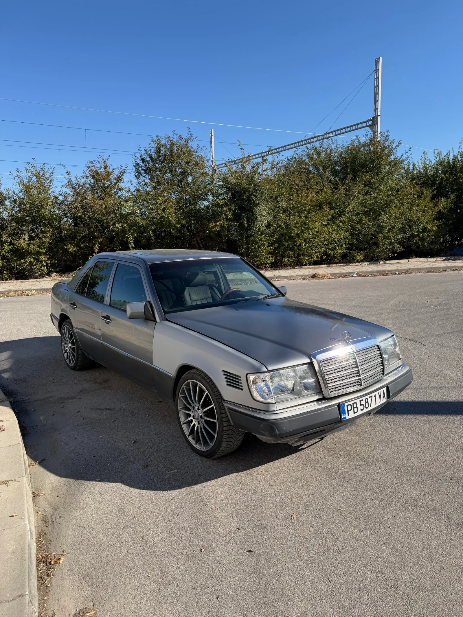 Mercedes-Benz 124