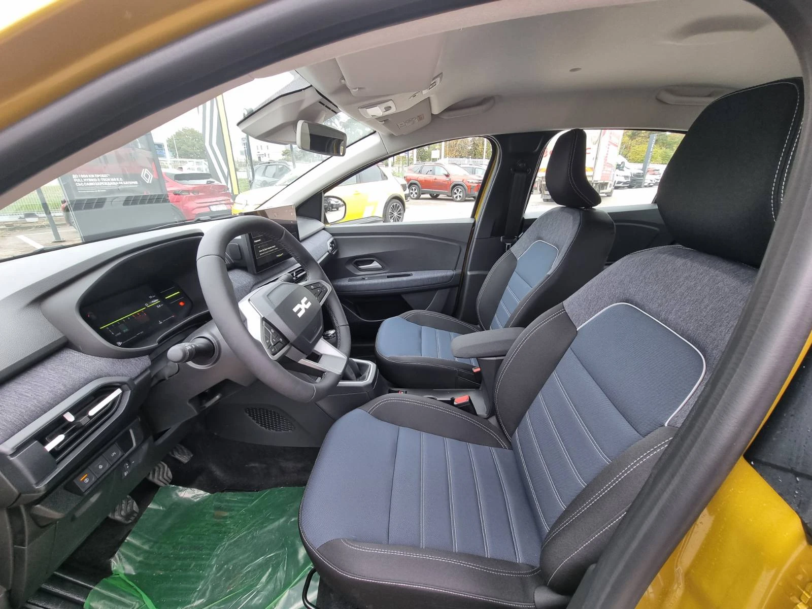 Dacia Logan Eco-G 120, снимка 14 - Автомобили и джипове - 56723241