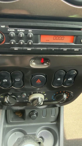 Dacia Duster 1.5 DCI Италия, снимка 13