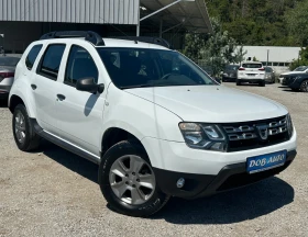 Dacia Duster 1.6i-БЕНЗИН-ГАЗ-НАВИ, снимка 8