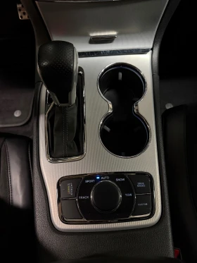 Jeep Grand cherokee 6.4 SRT/Facelift/Distronic/Panorama/Keyless/Harman | Mobile.bg � ����� ������ 12
