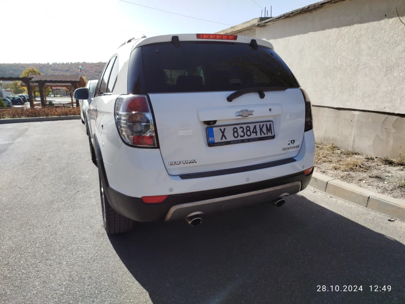 Chevrolet Captiva 2.2, снимка 11 - Автомобили и джипове - 47020226