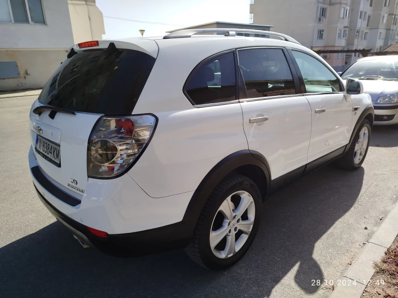 Chevrolet Captiva 2.2, снимка 13 - Автомобили и джипове - 47020226