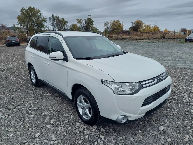 Mitsubishi Outlander 2.2DID, AUTO, NAVI, 4X4, 7места, снимка 3 - Автомобили и джипове - 47847970