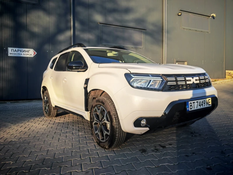 Dacia Duster, снимка 10 - Автомобили и джипове - 52525794