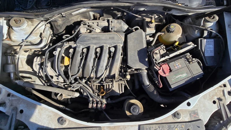 Dacia Duster компас, снимка 11 - Автомобили и джипове - 52864052