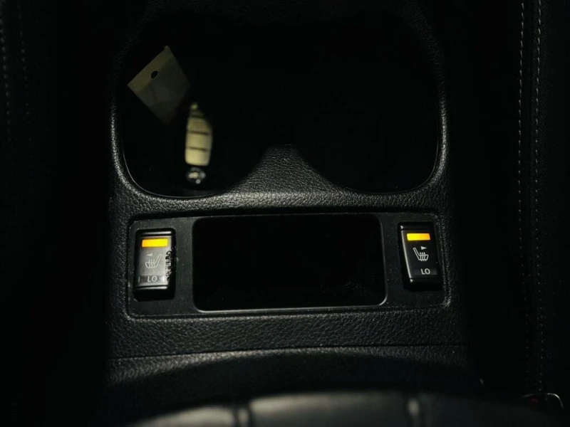 Nissan Rogue * SV * CARFAX * БЕЗ ПЪРВОНАЧАЛНА ВНОСКА, снимка 14 - Автомобили и джипове - 52959921