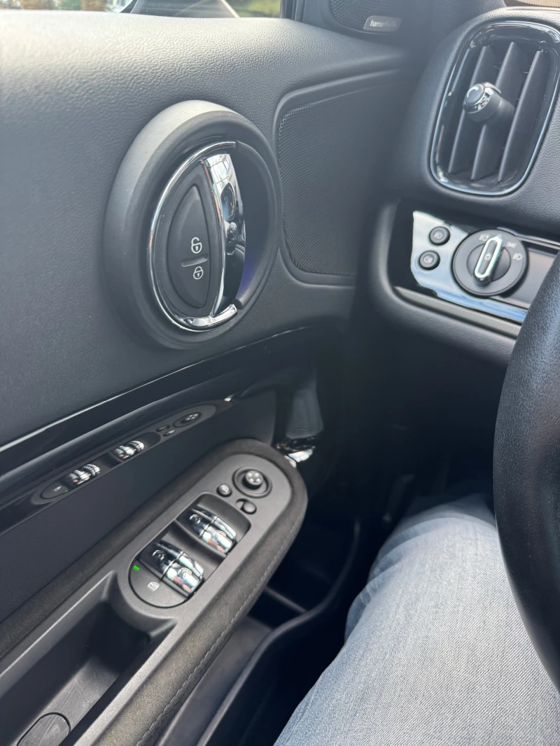 Mini Countryman SE 4ALL Plug-in Hybrid, снимка 12 - Автомобили и джипове - 53415930