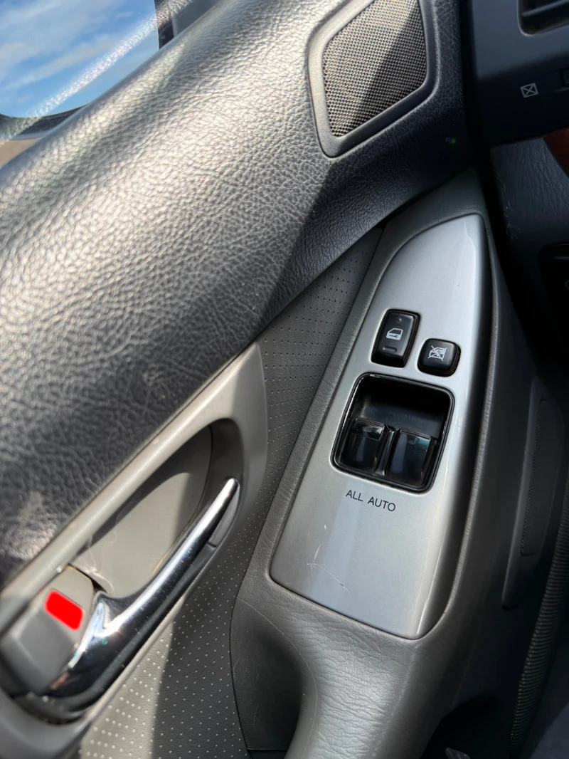 Toyota Land cruiser 3.0 D4D, снимка 15 - Автомобили и джипове - 53524483