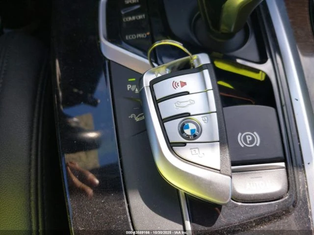 BMW X3 XDRIVE* 30i* ДИГИТАЛНО* ТАБЛО* ПОДГРЕВ* ОБДУХВАНЕ* - изображение 9