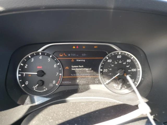 Nissan Frontier 3.8L 6 4x4 w/Rear Wheel Drv, снимка 11 - Автомобили и джипове - 53013814