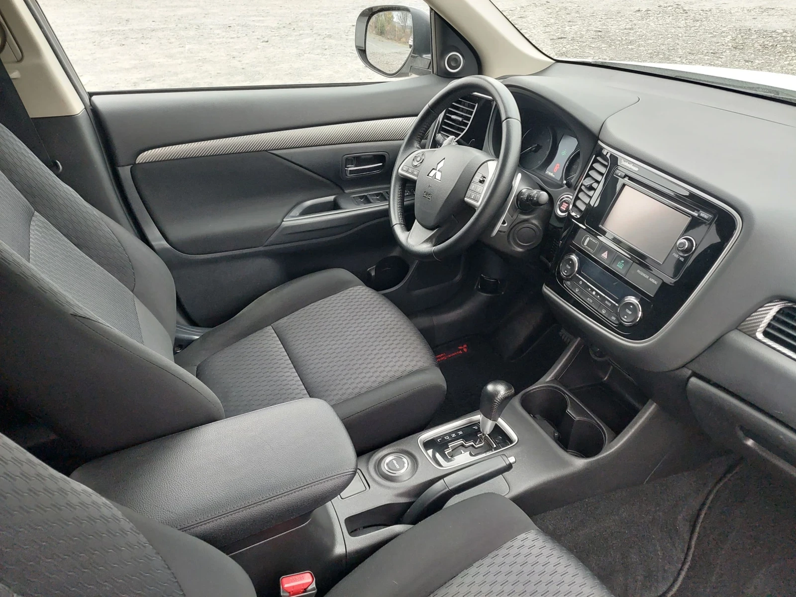 Mitsubishi Outlander 2.2DID, AUTO, NAVI, 4X4, 7места - изображение 9