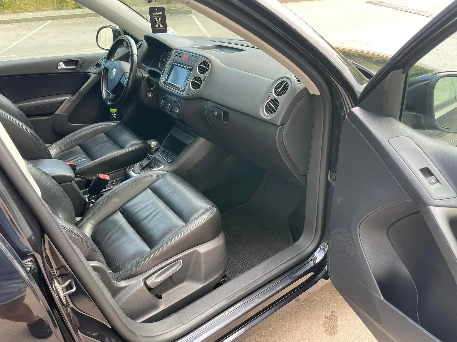 VW Tiguan Джип  - изображение 9
