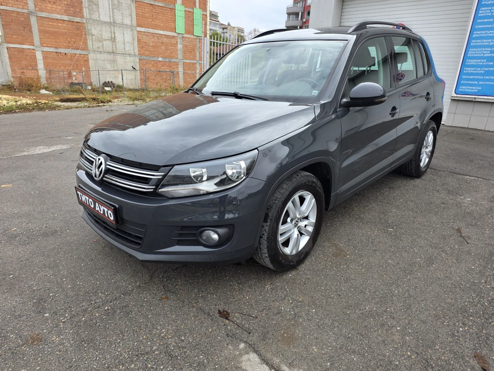 VW Tiguan 2.0TDI/ТОР СЪСТОЯНИЕ/ПЪЛНА СЕРВИЗНА ИСТОРИЯ - изображение 2