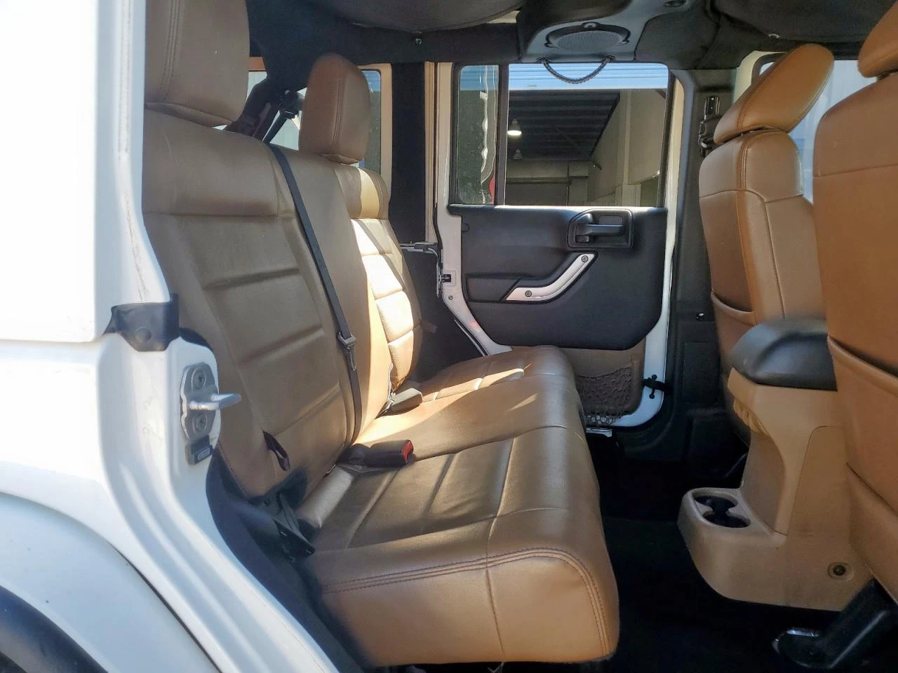 Jeep Wrangler UNLIMITED RUBICON - изображение 10