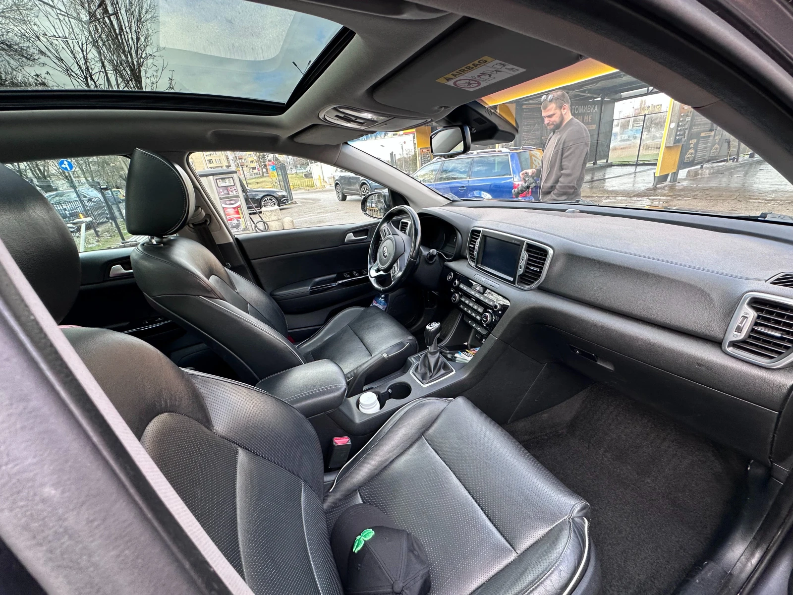 Kia Sportage 1.7 CRDI EcoDynamics, снимка 8 - Автомобили и джипове - 53738400