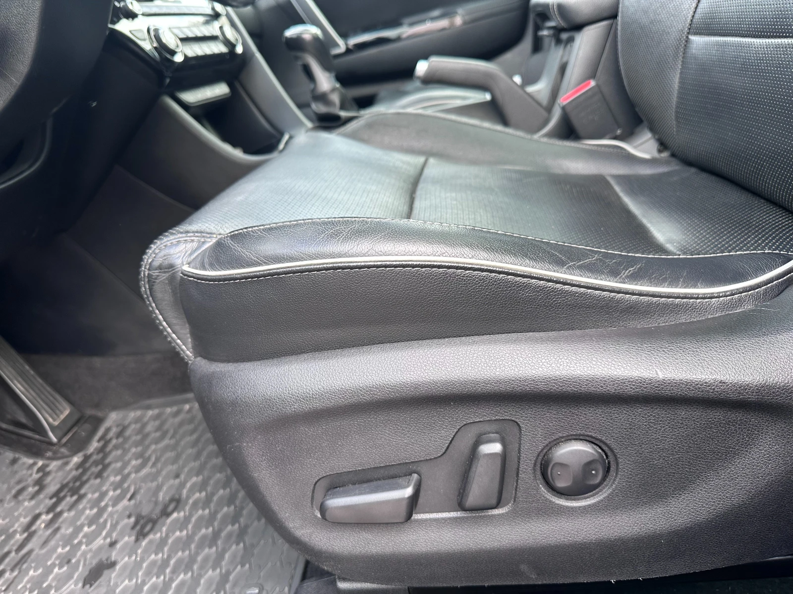 Kia Sportage 1.7 CRDI EcoDynamics, снимка 14 - Автомобили и джипове - 53738400